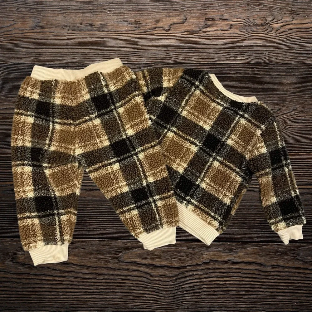 Timberland Kids 12M Brown Plaid Sherpa Fleece Sweatshirt and Pants Set - Picture 2 of 7